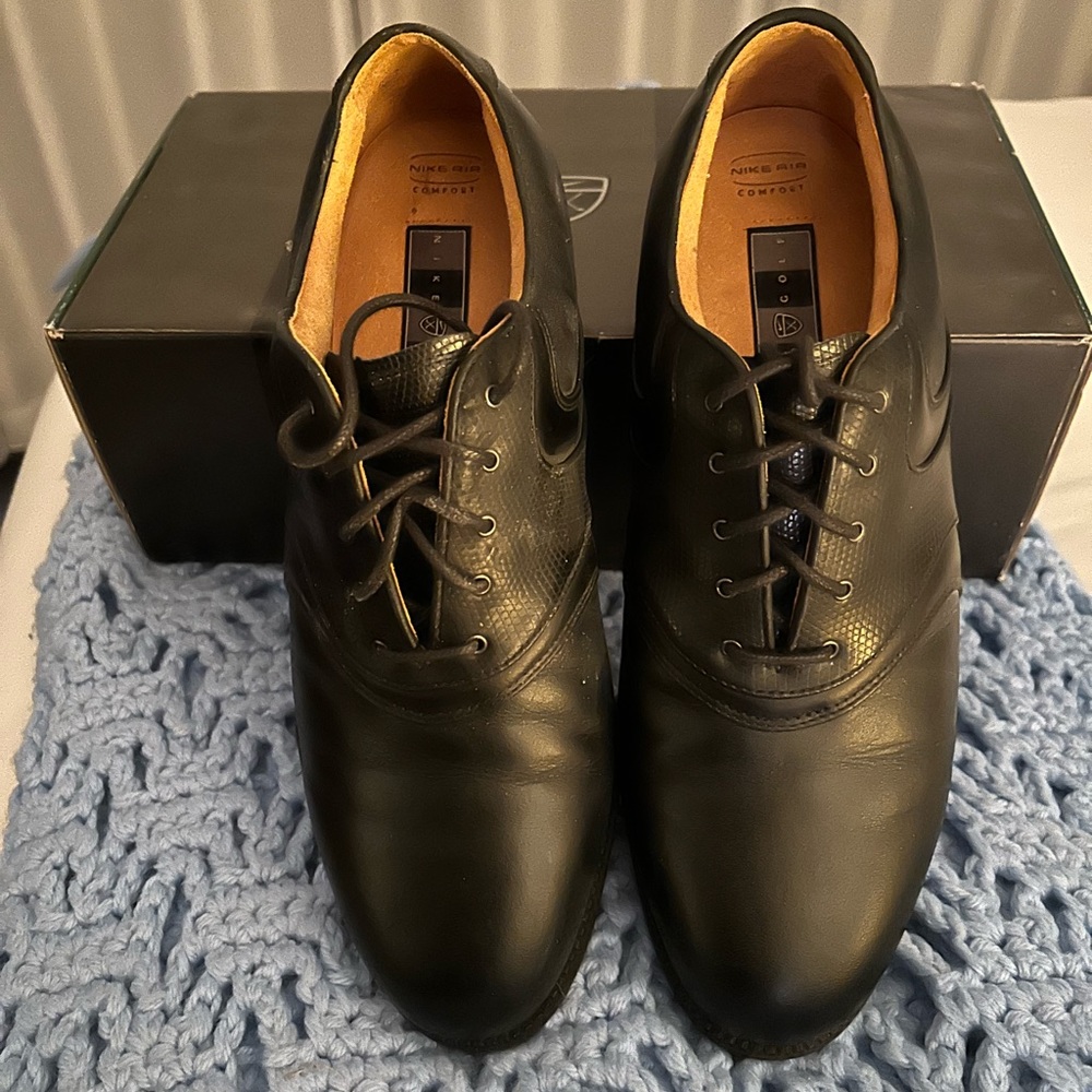Nike Golf Duracomfort Air Accel Classic Black Shoes New .. Never worn Size 9